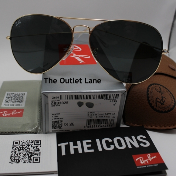 Model Display Ray-Ban Aviator Black Lens Gold Frame RB3025 Classic - Picture 4 of 16